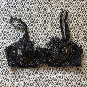 Victoria Secret Underwire Unlined Lace Bra